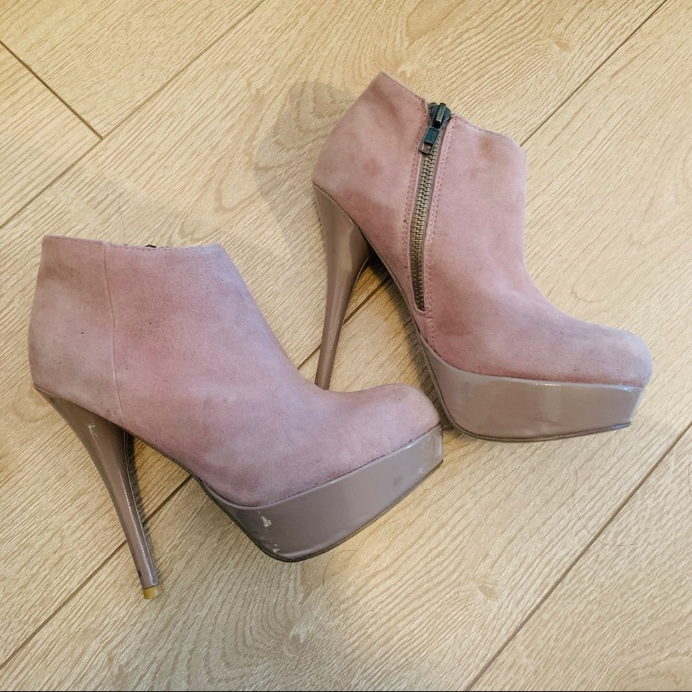 Steve Madden Suede Booties